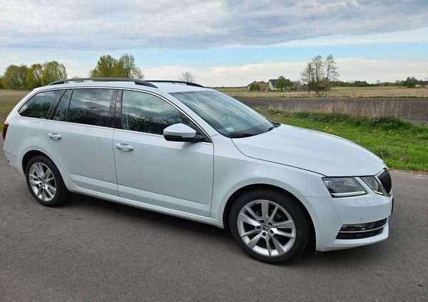 Skoda Octavia cena 47900 przebieg: 234000, rok produkcji 2018 z Lipno małe 154